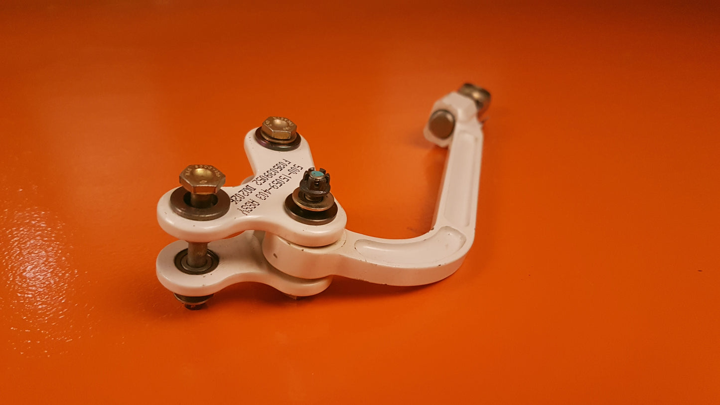 500-15059-403 Embraer Bellcranck Assy