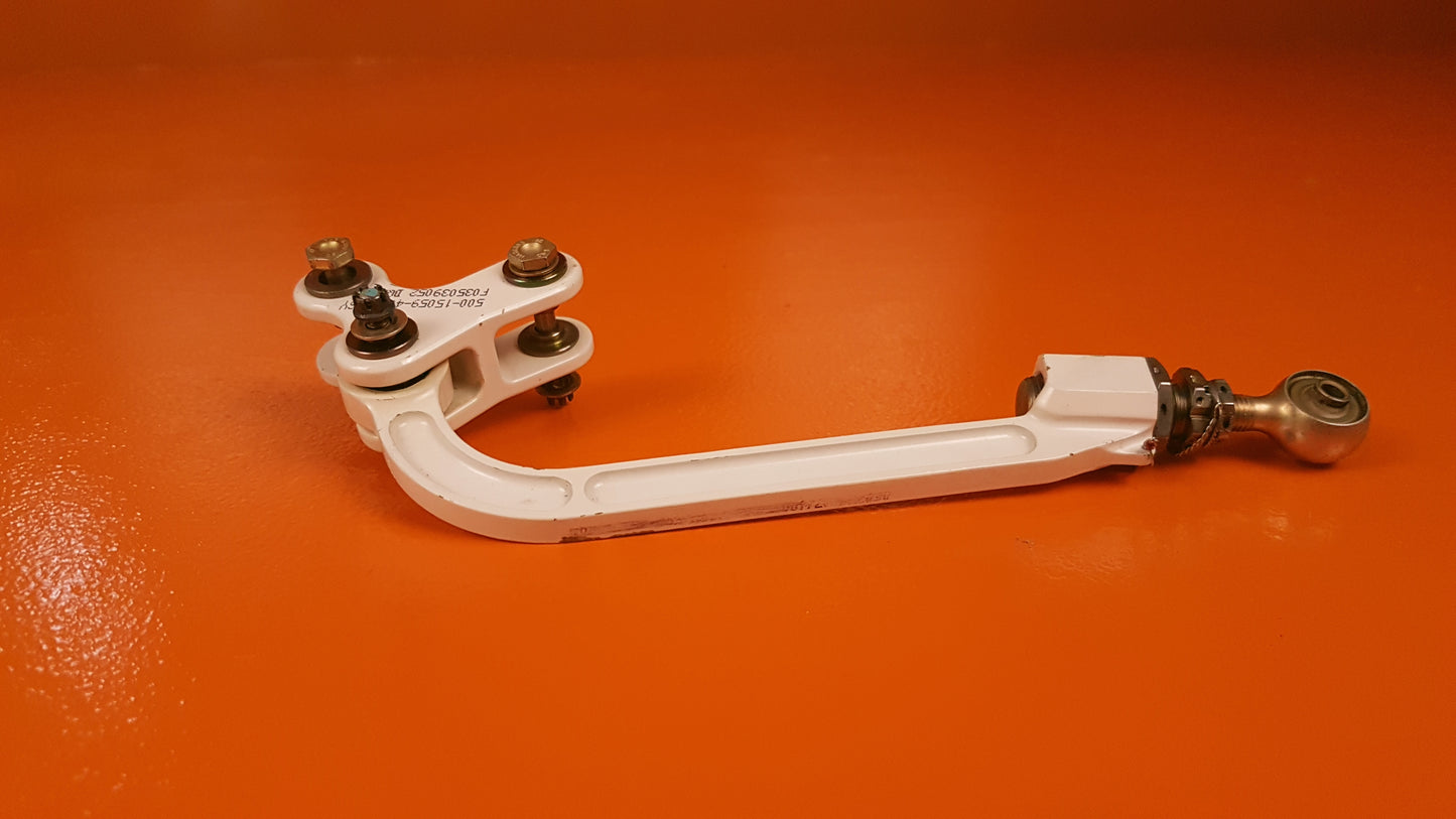 500-15059-403 Embraer Bellcranck Assy