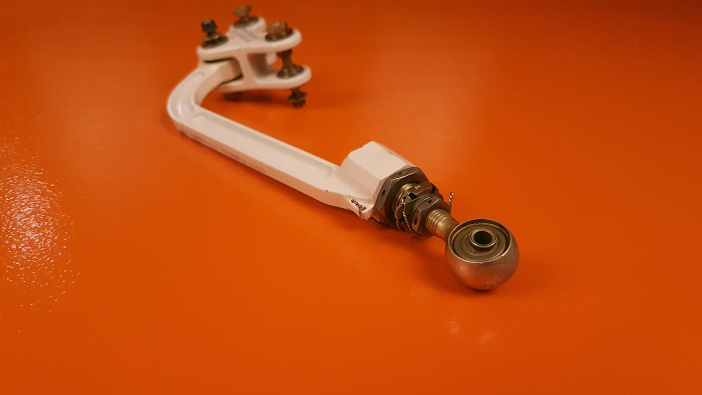 500-15059-403 Embraer Bellcranck Assy