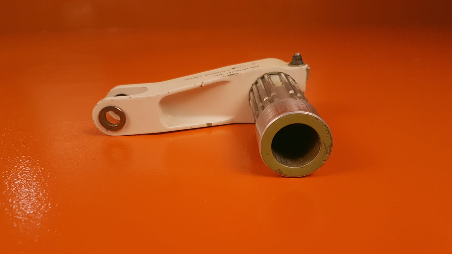 500-15165-401 Embraer Bellcrank Stabilizer Hinge