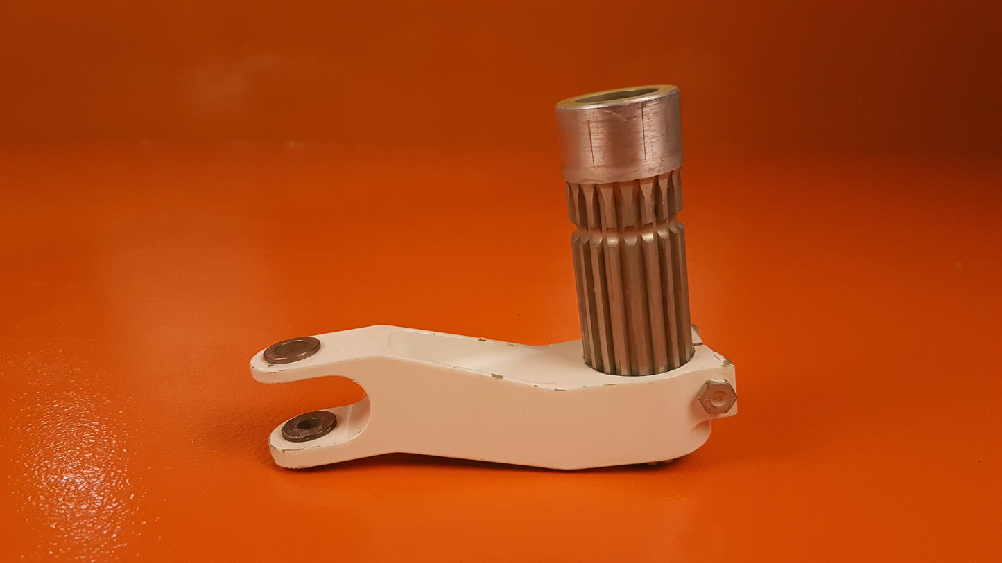 500-15165-401 Embraer Bellcrank Stabilizer Hinge