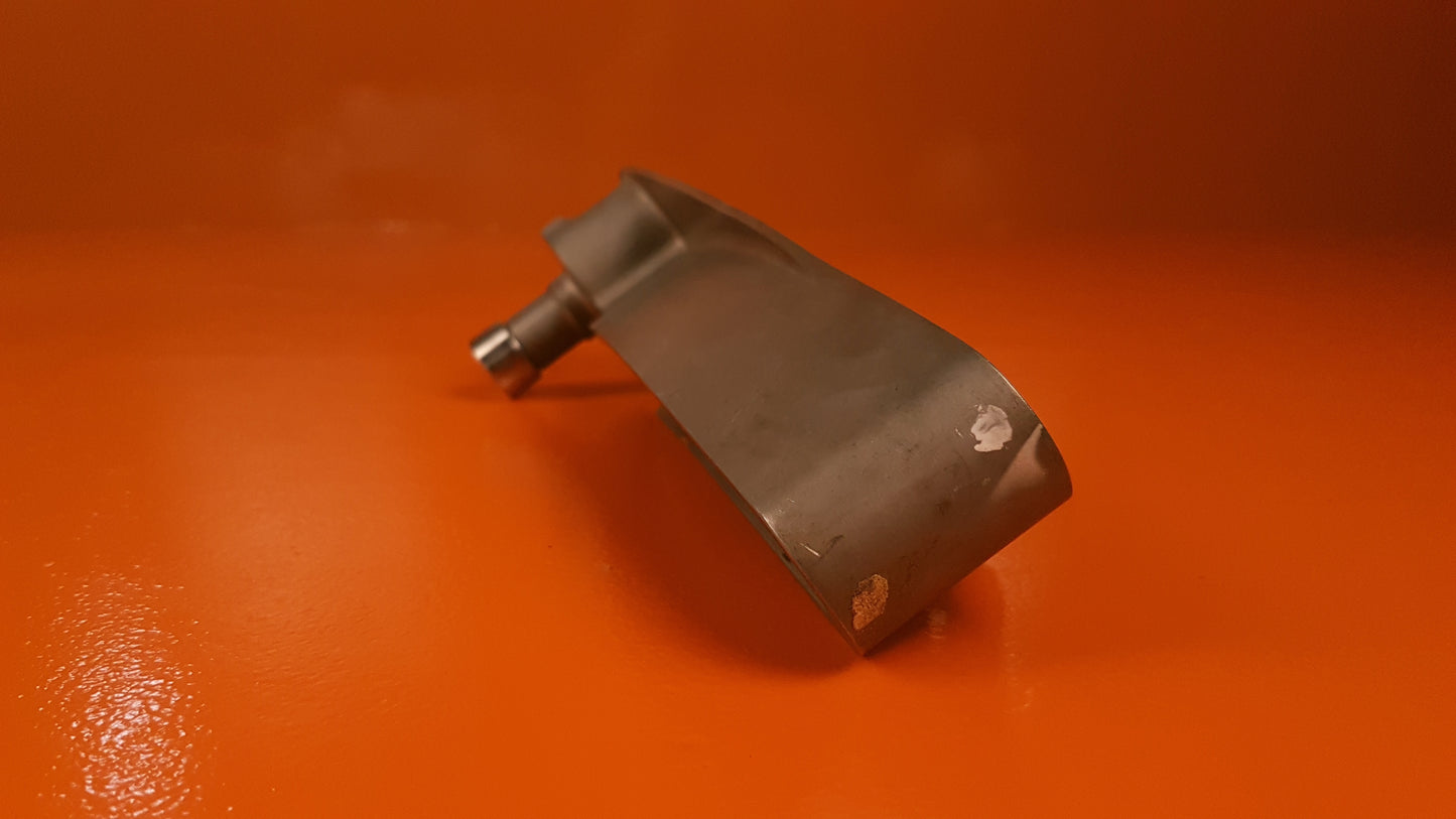 500-11315-004 Embraer R/H Track Outbd Flap