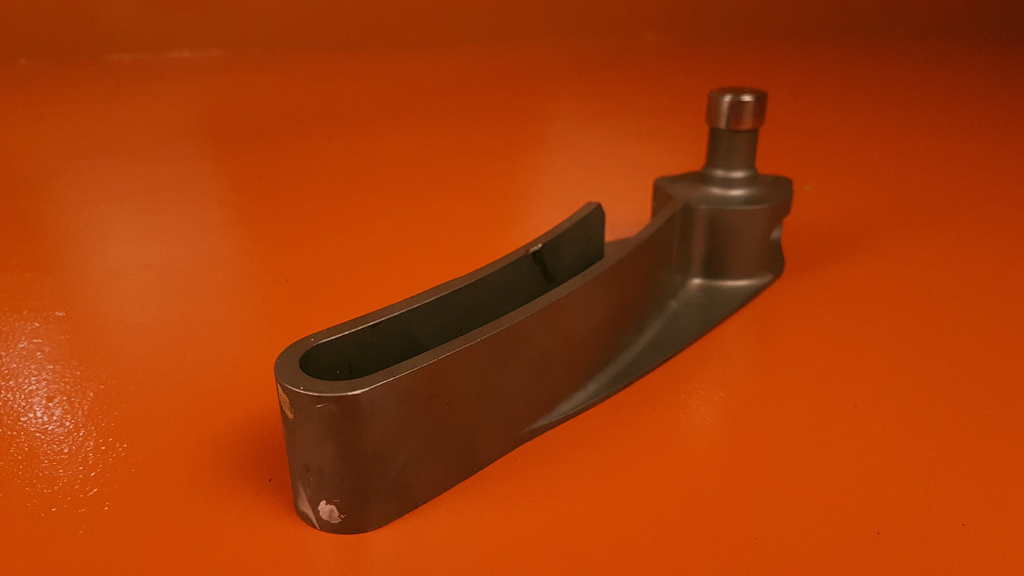 500-11315-004 Embraer R/H Track Outbd Flap