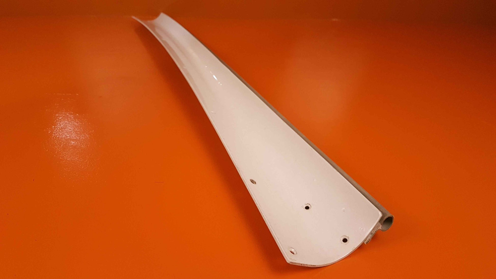 500-08011-404 Embraer R/H Top Fairing