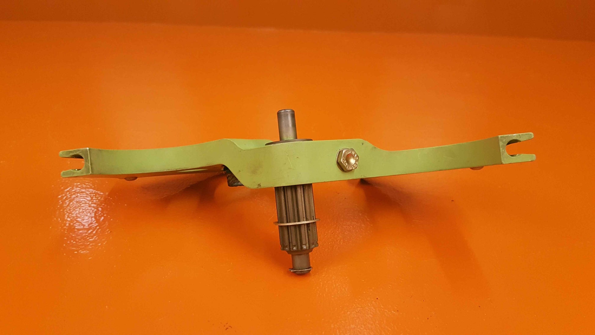 500-15052-407 Embraer L/H Quadrant Assy