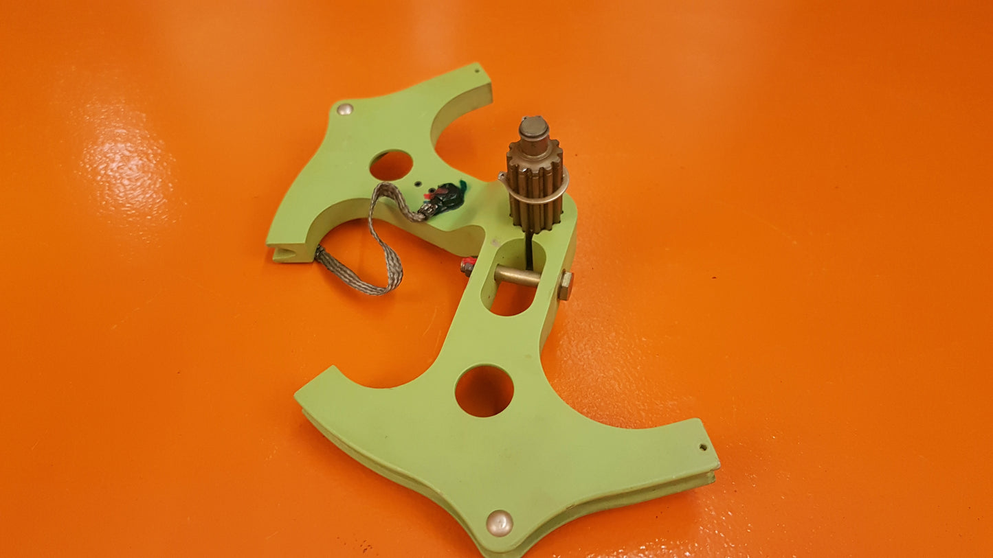 500-15052-407 Embraer L/H Quadrant Assy