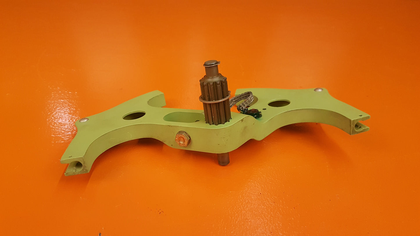 500-15052-407 Embraer L/H Quadrant Assy