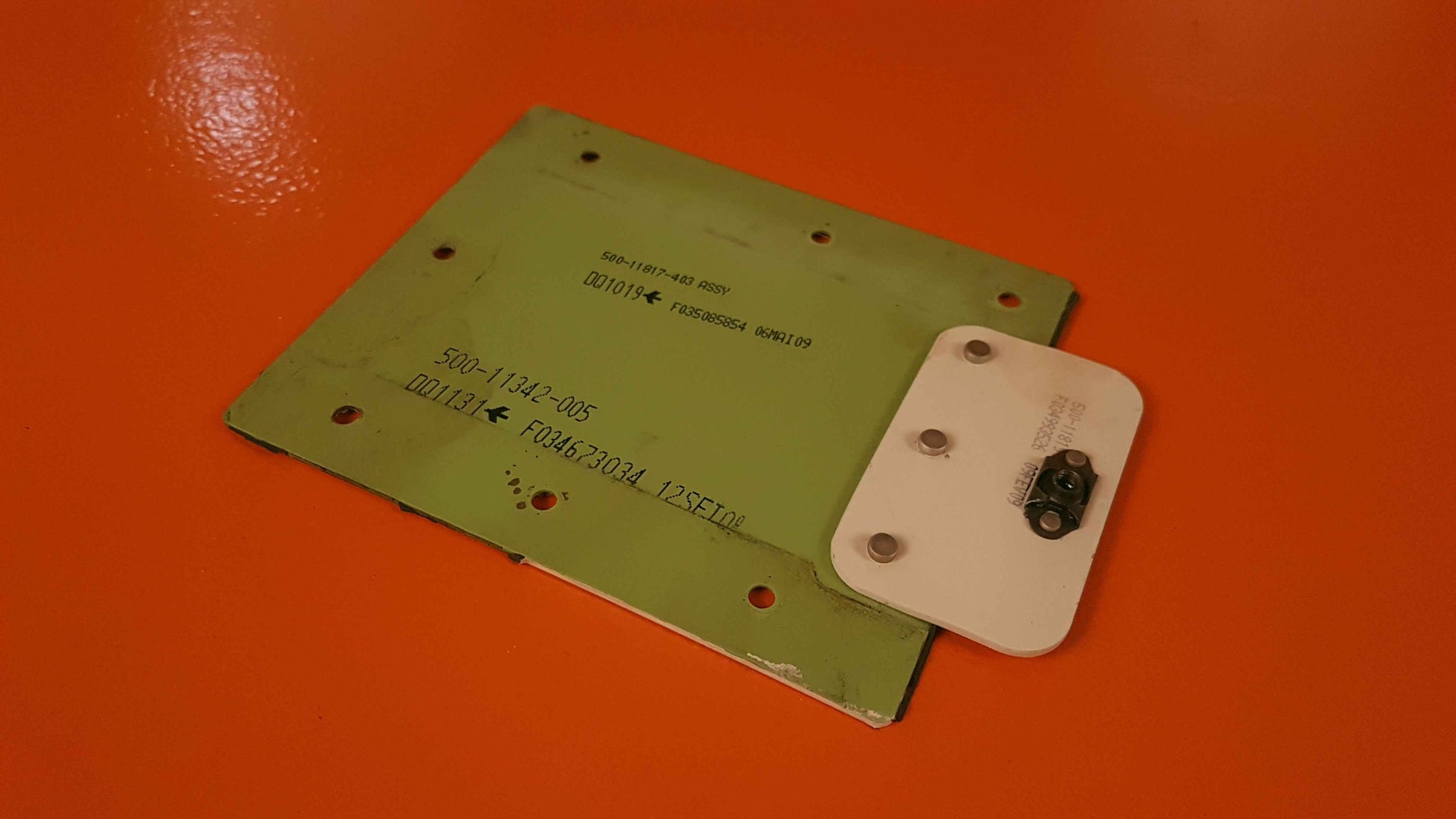 500-11817-403 Embraer L/H Cover, Torsion