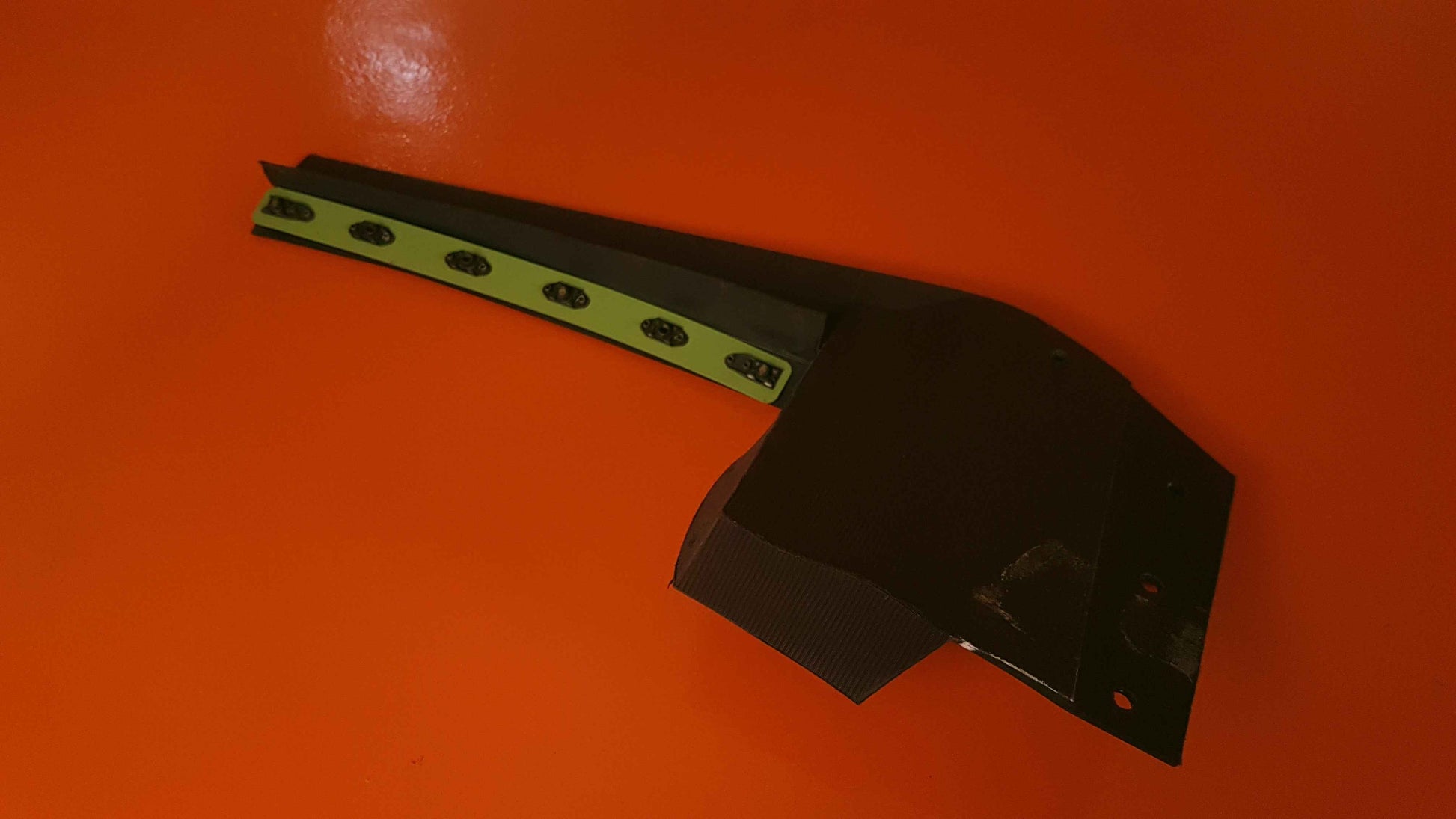 500-37015-901 Embraer Seal, CTRL Wing