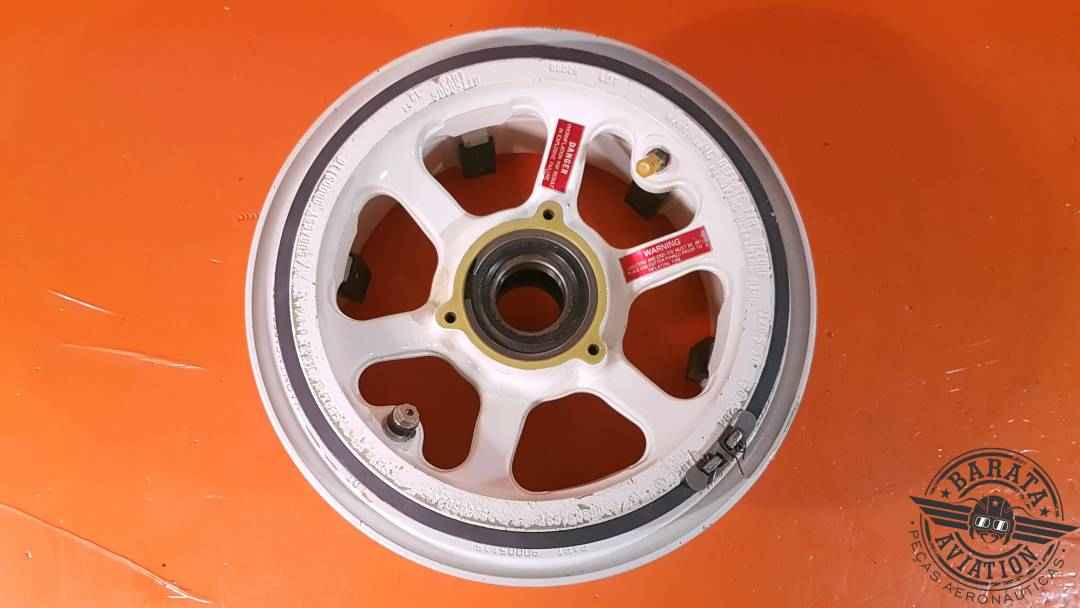 90005024   Phenom 100 Main Wheel Assy