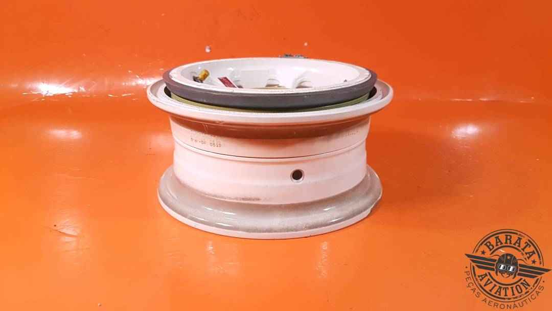 90005024   Phenom 100 Main Wheel Assy