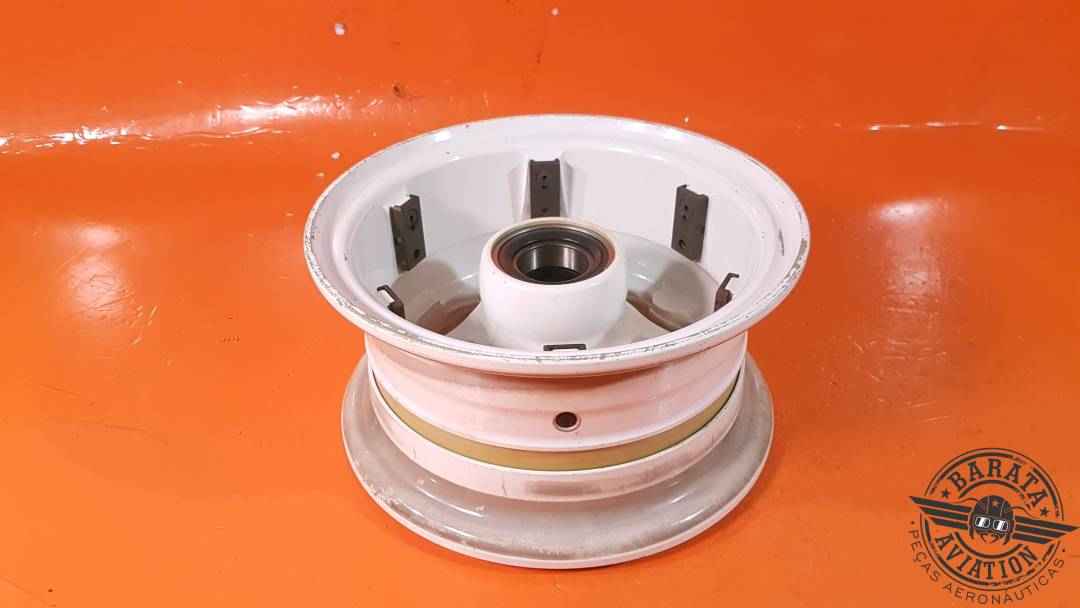 90005024   Phenom 100 Main Wheel Assy