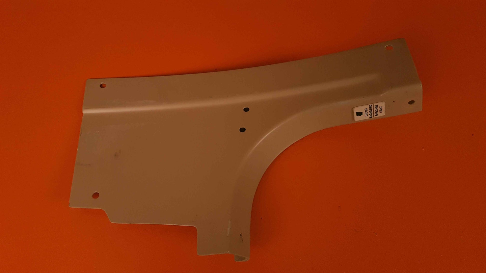 500-31515-4001 Embraer Door Shroud
