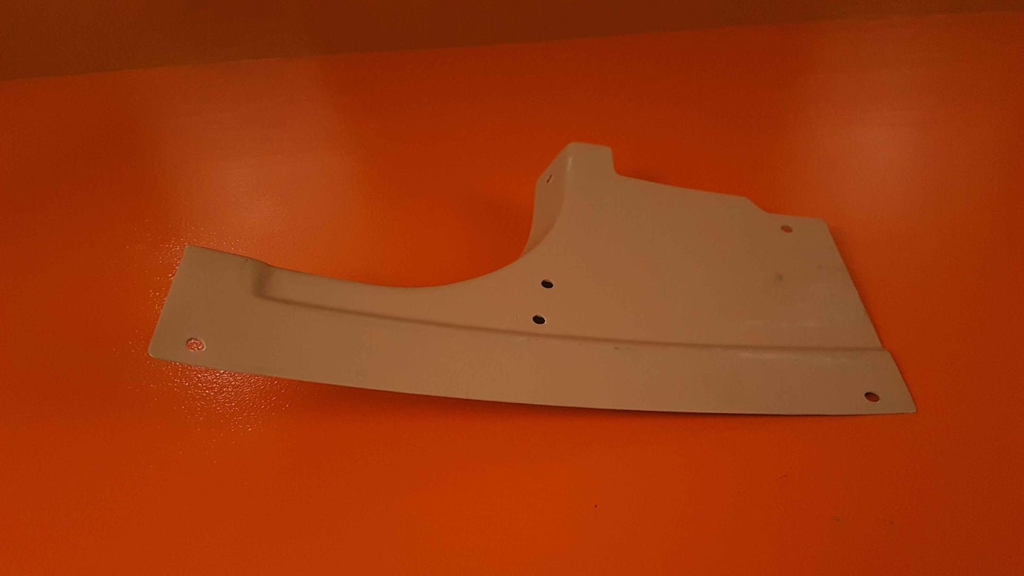 500-31515-4001 Embraer Door Shroud