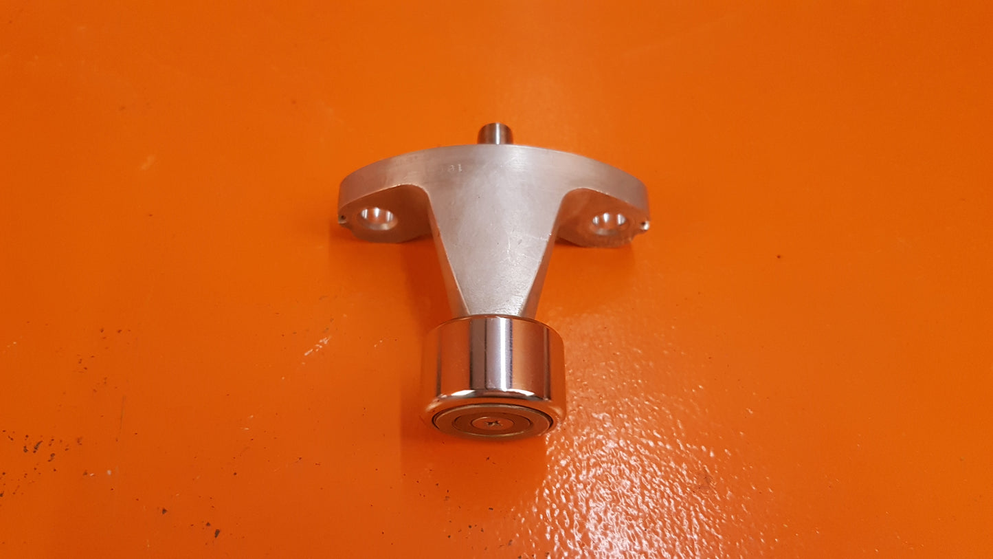 104858-2 Hartzell Propeller Bracket Knob Pitch Change