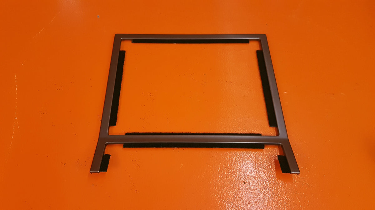 525.14.12.214 Pilatus Center Panel Top Trim Assy