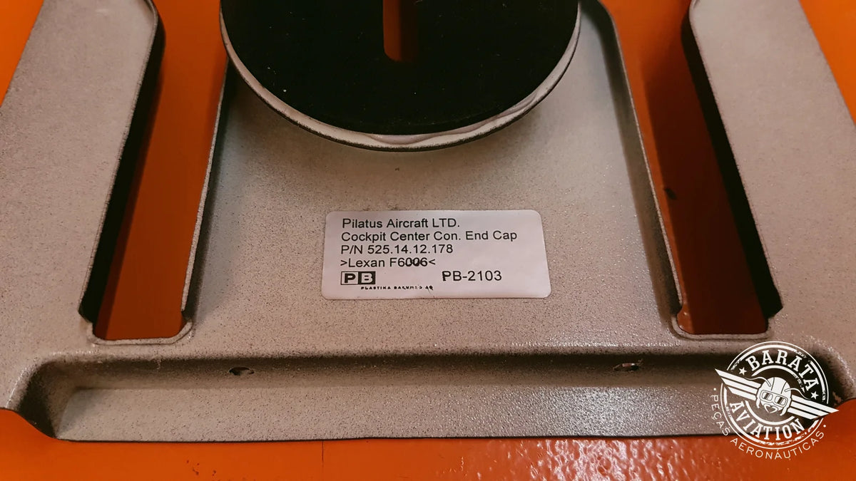 525.14.12.178 Pilatus Cockpit Center Console End Cap