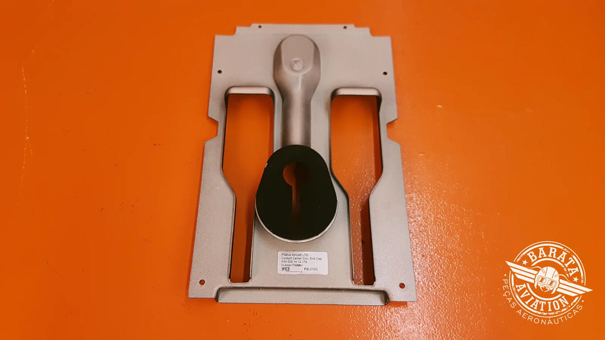 525.14.12.178 Pilatus Cockpit Center Console End Cap