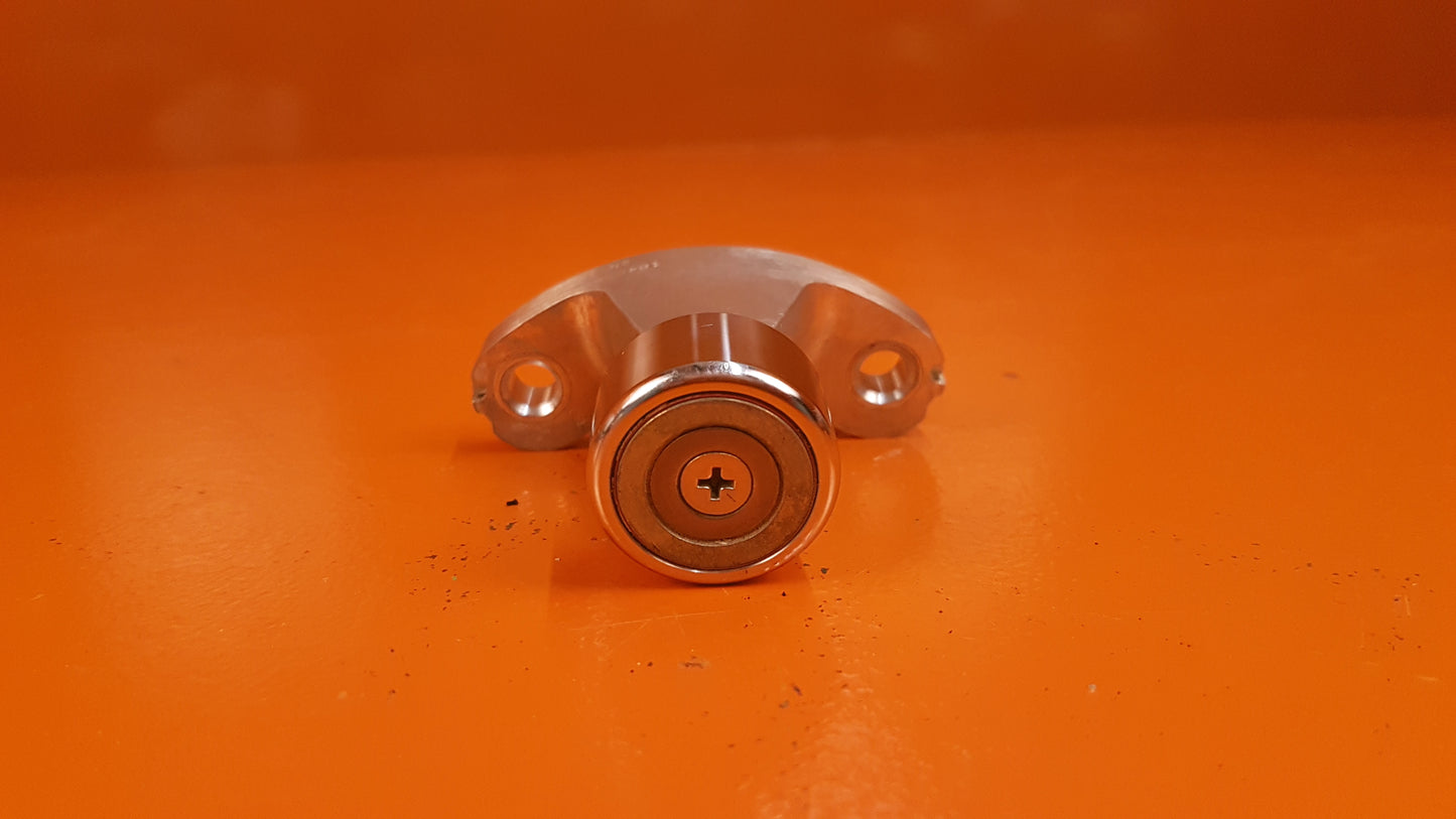 104858-2 Hartzell Propeller Bracket Knob Pitch Change
