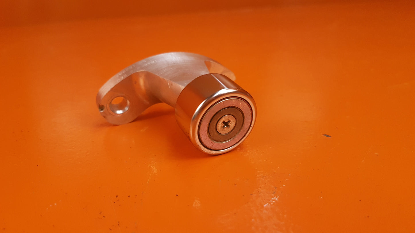104858-2 Hartzell Propeller Bracket Knob Pitch Change