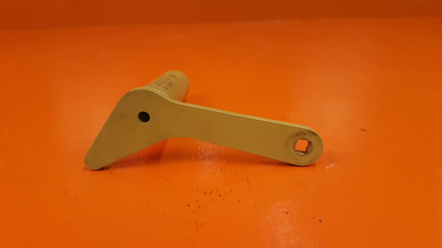 529.13.12.034 Pilatus Handle Assy