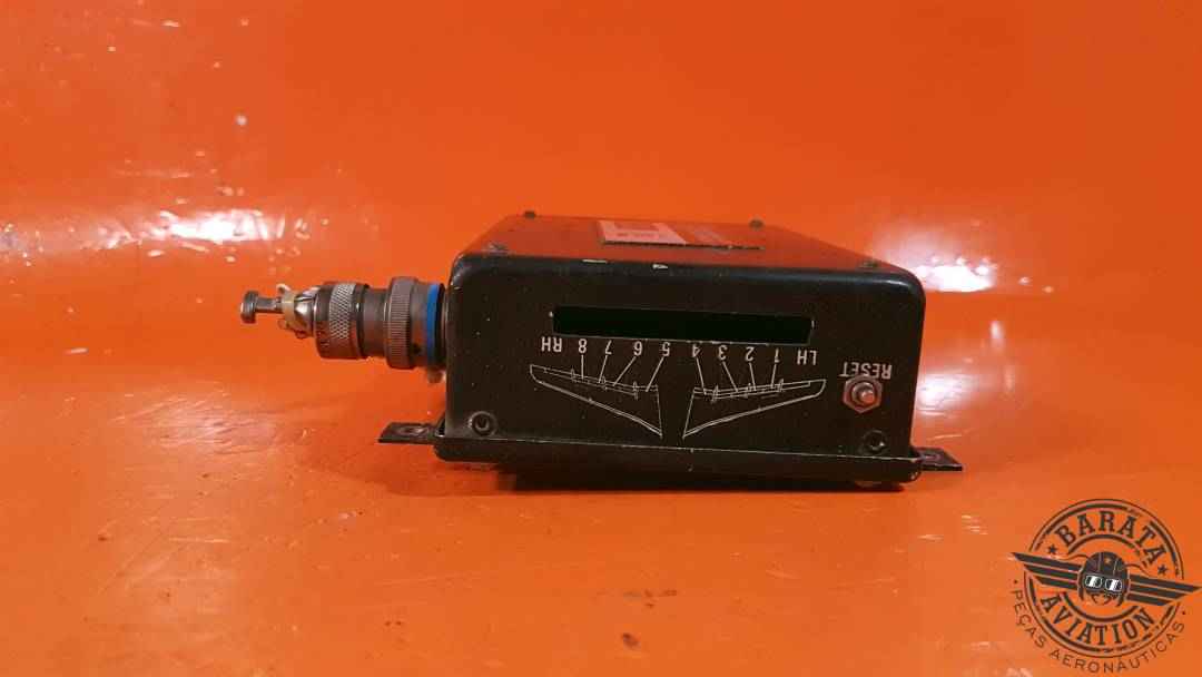 6218128-1  Cessna Hydraulic Fluid Temp Monitor