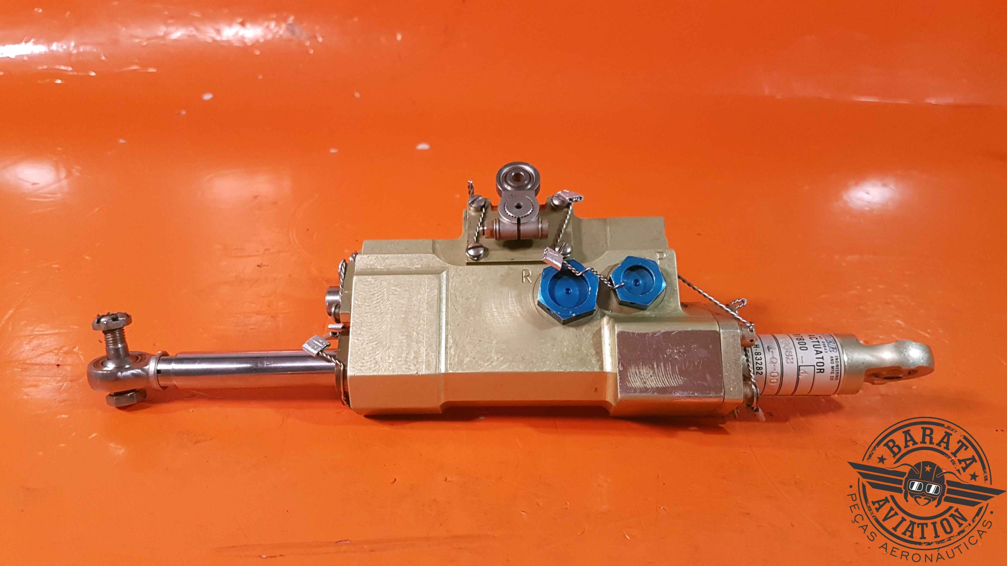 Sterer Engineering 67800-1 Sterer Aileron Actuator Assy – Barata Aviation Parts