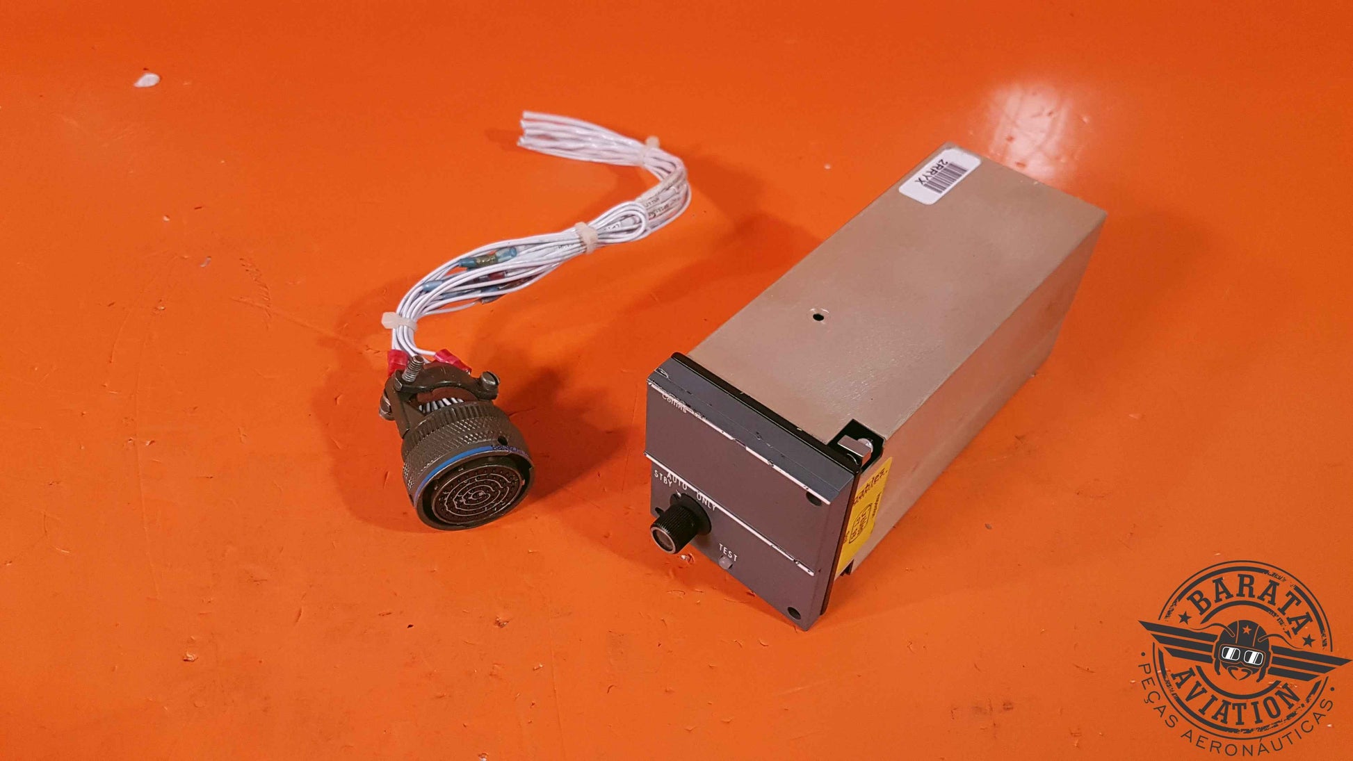 270-2881-010   Collins CTL-93T TCAS Control W/Connector