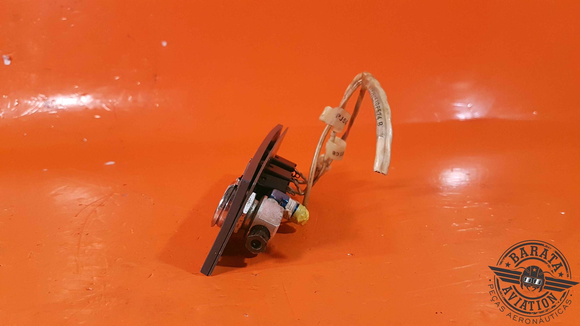 170098   Puritan-Bennett Oxygen Outlet Valve Assy