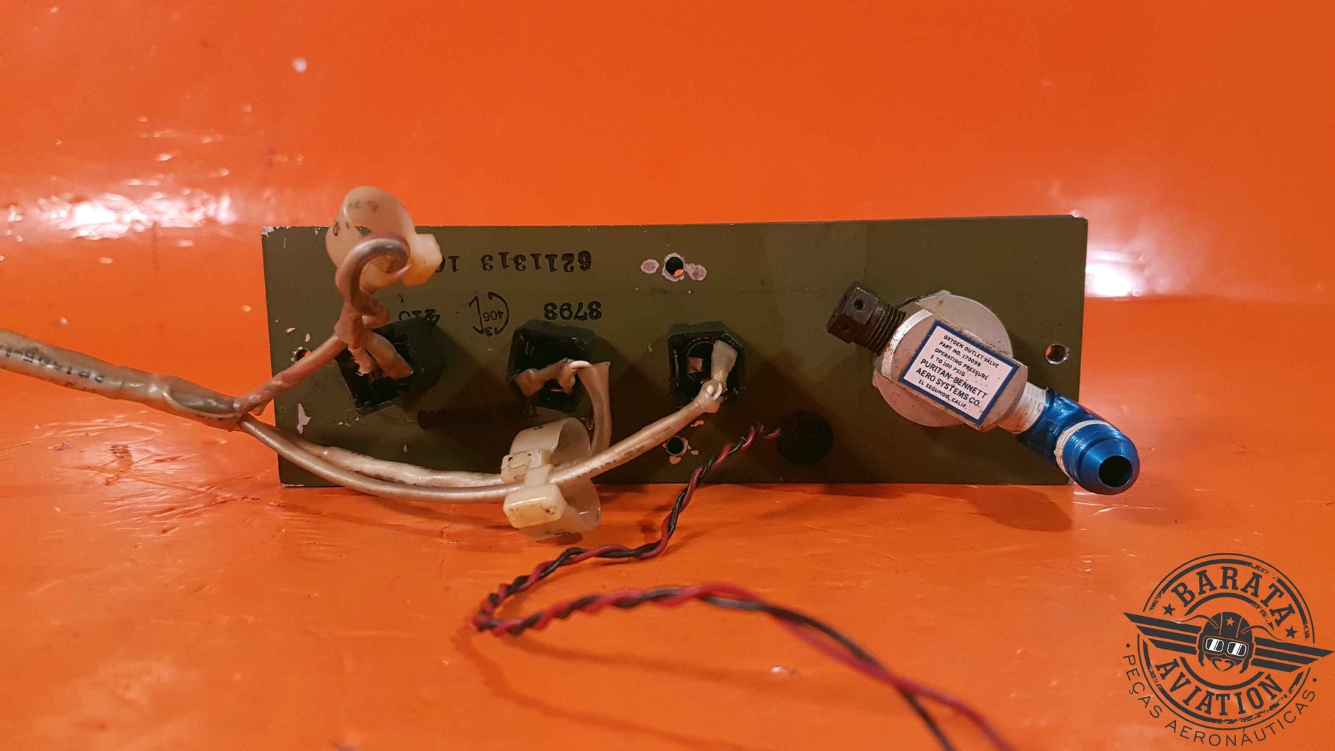 170098   Puritan-Bennett Oxygen Outlet Valve Assy