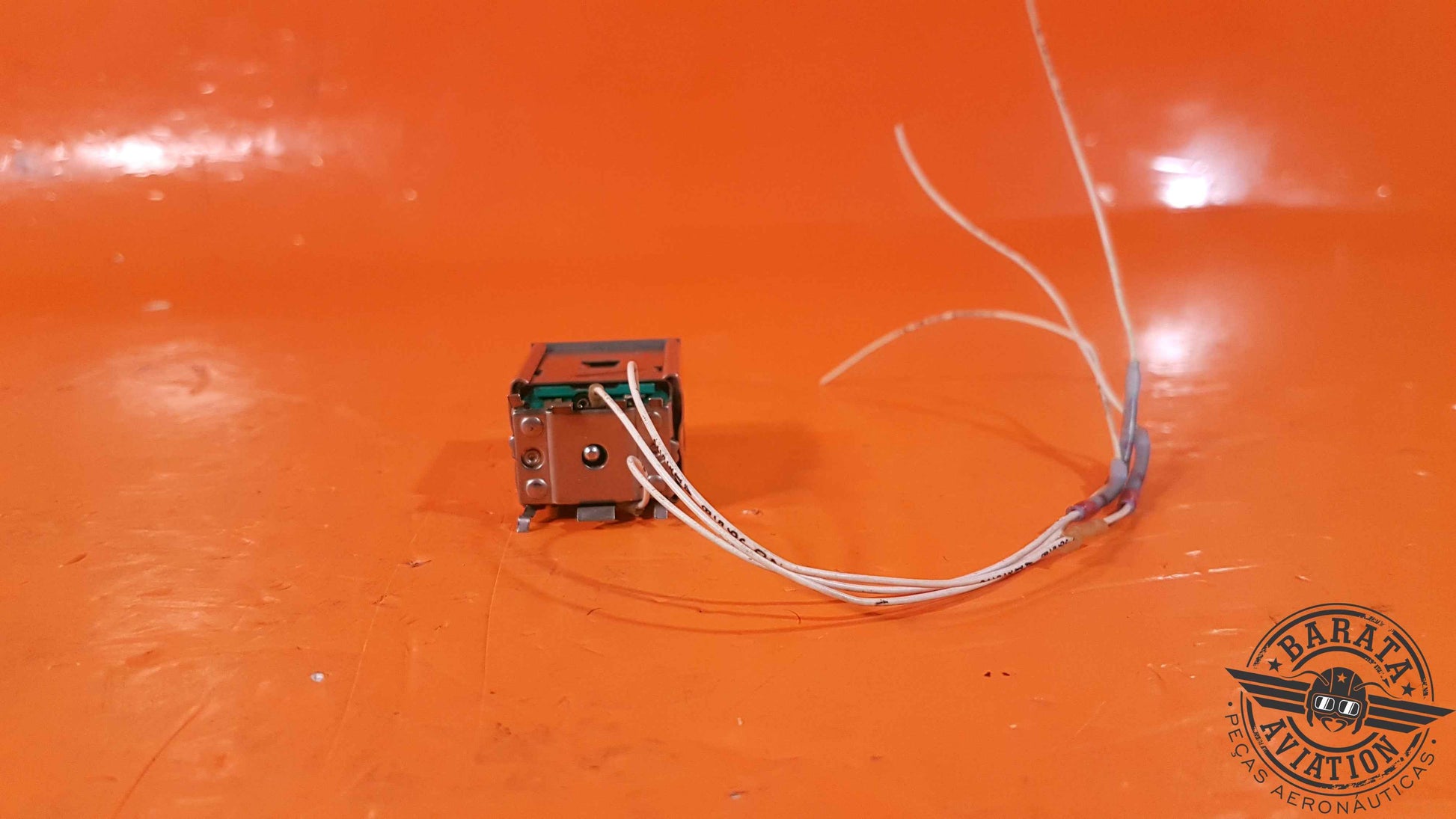 1941-24 Master Specialties Indicator Light Switch Assy