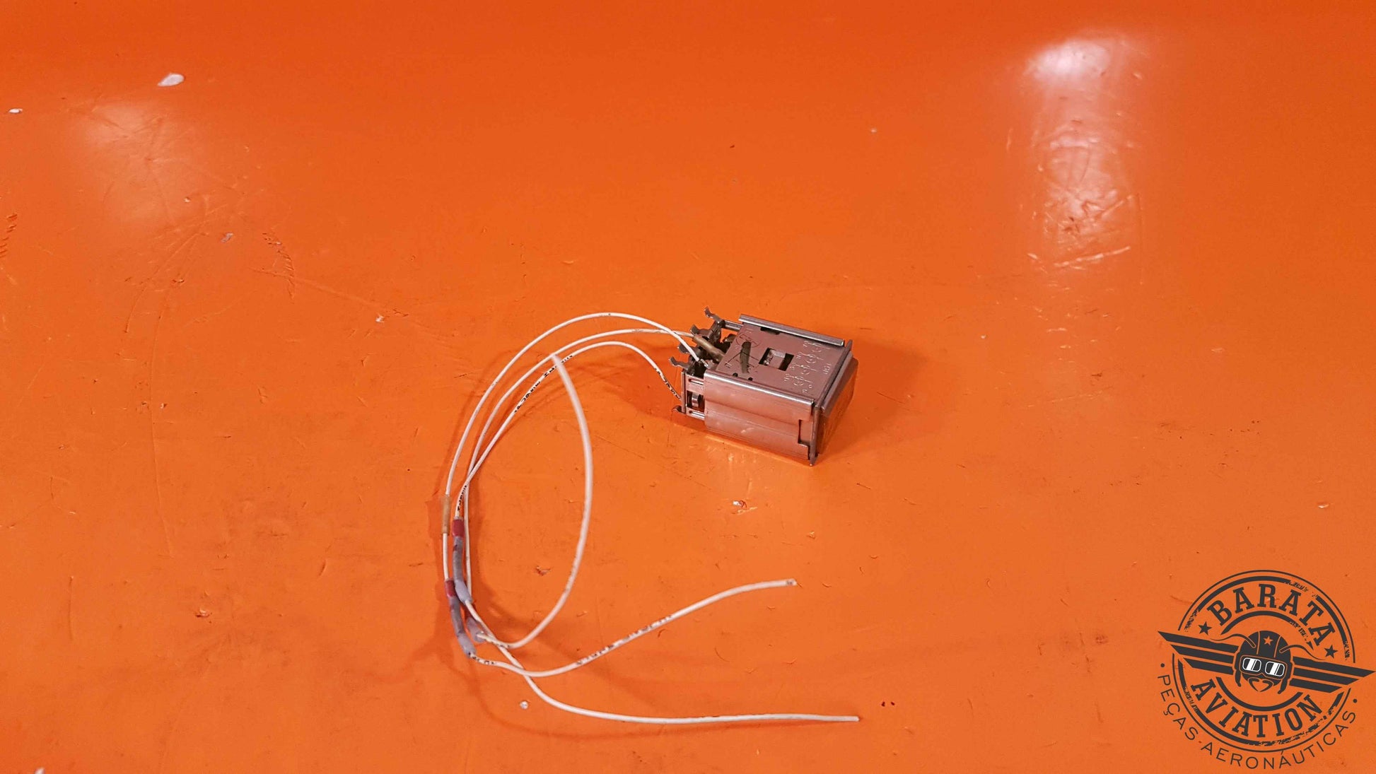 1941-24 Master Specialties Indicator Light Switch Assy