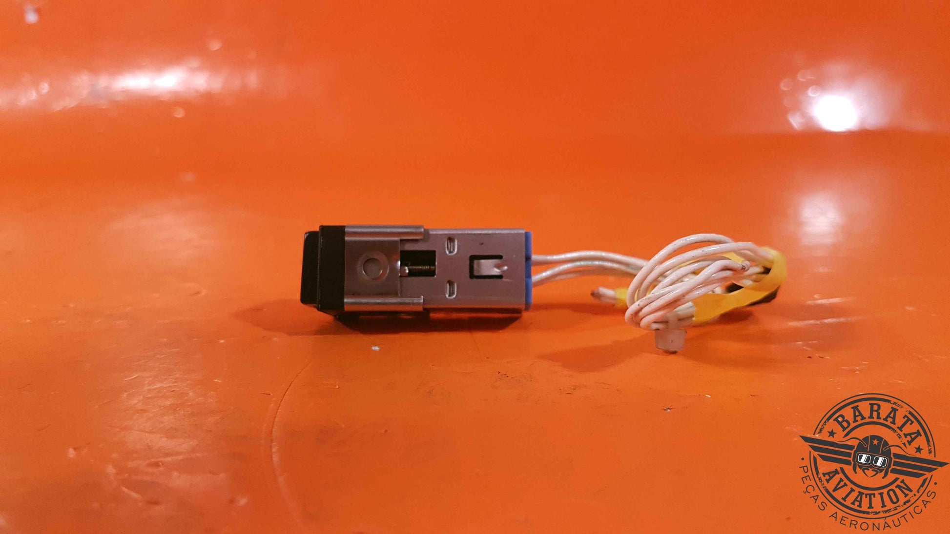 M22885-108-4412B  Aerospace Optics Illuminated Switch