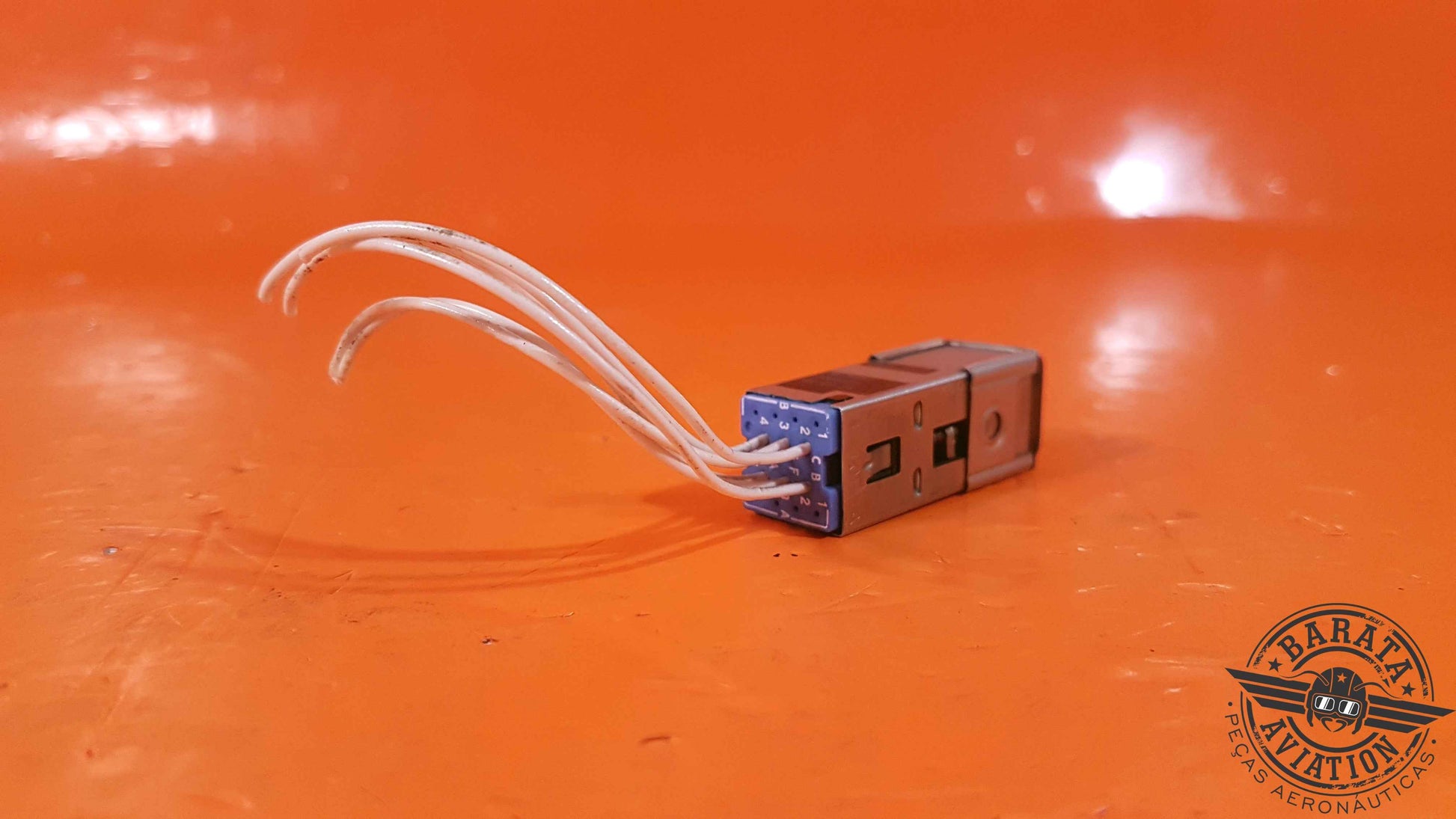 M22885-1084018 Aerospace Optics Annunciator Switch