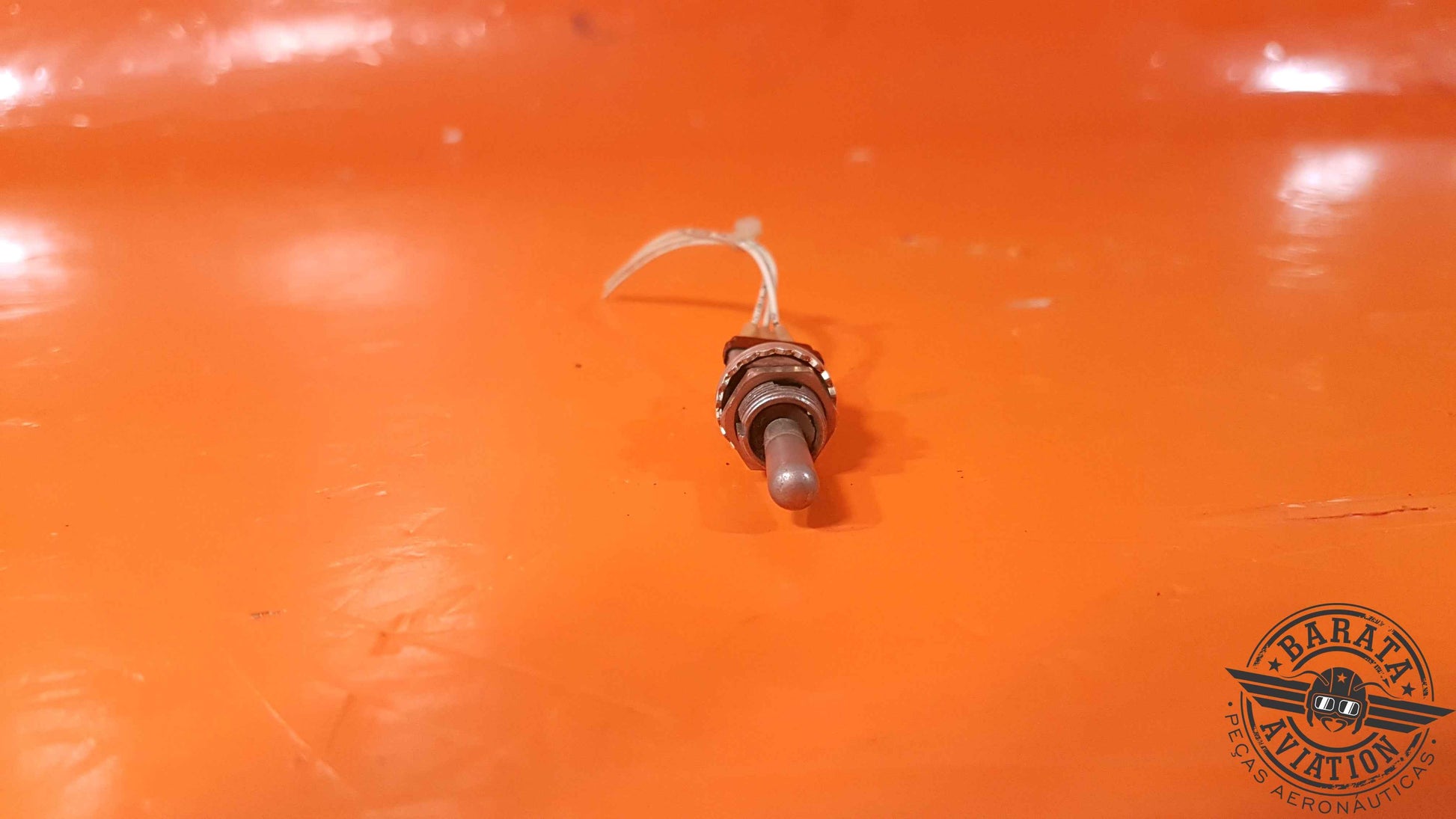 MS90310-271  Switch On/Off/On