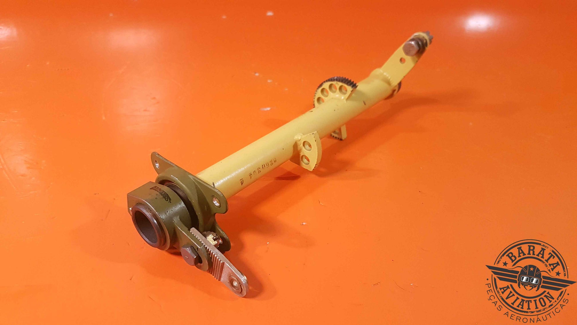 6260364-4  R/H Crank Assy