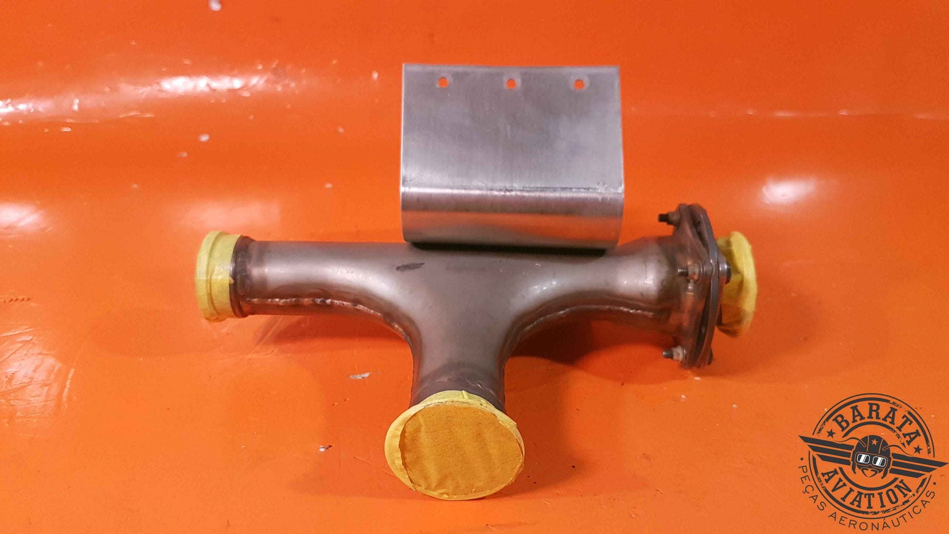 6214403-11 Cessna  L/H Fuselage De-ice Tee