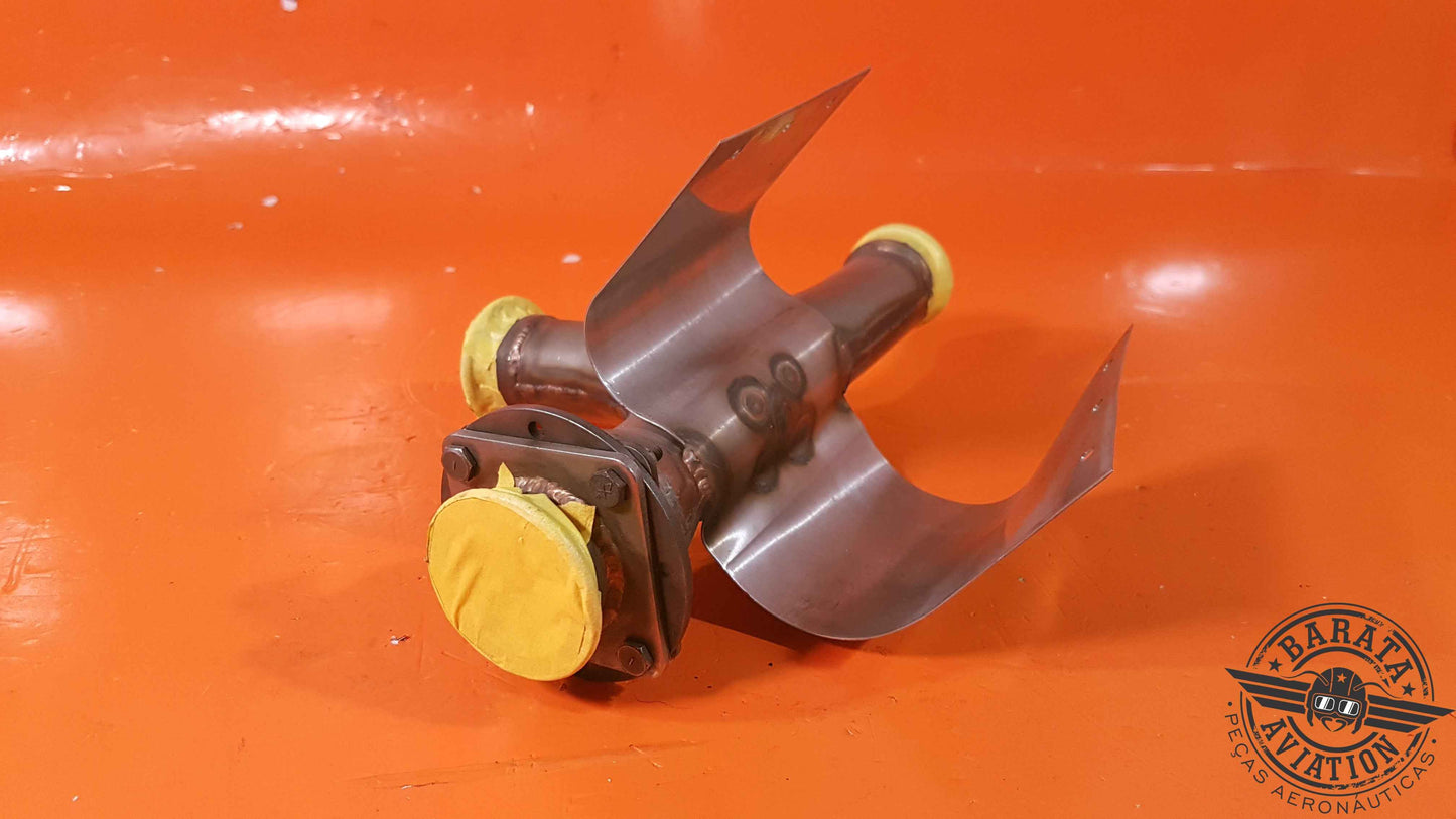 6214403-11 Cessna  L/H Fuselage De-ice Tee