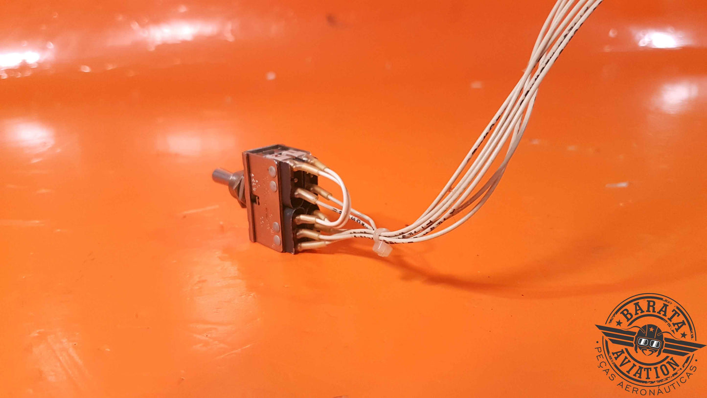 M8805/93-008  Switch  On/Off/On