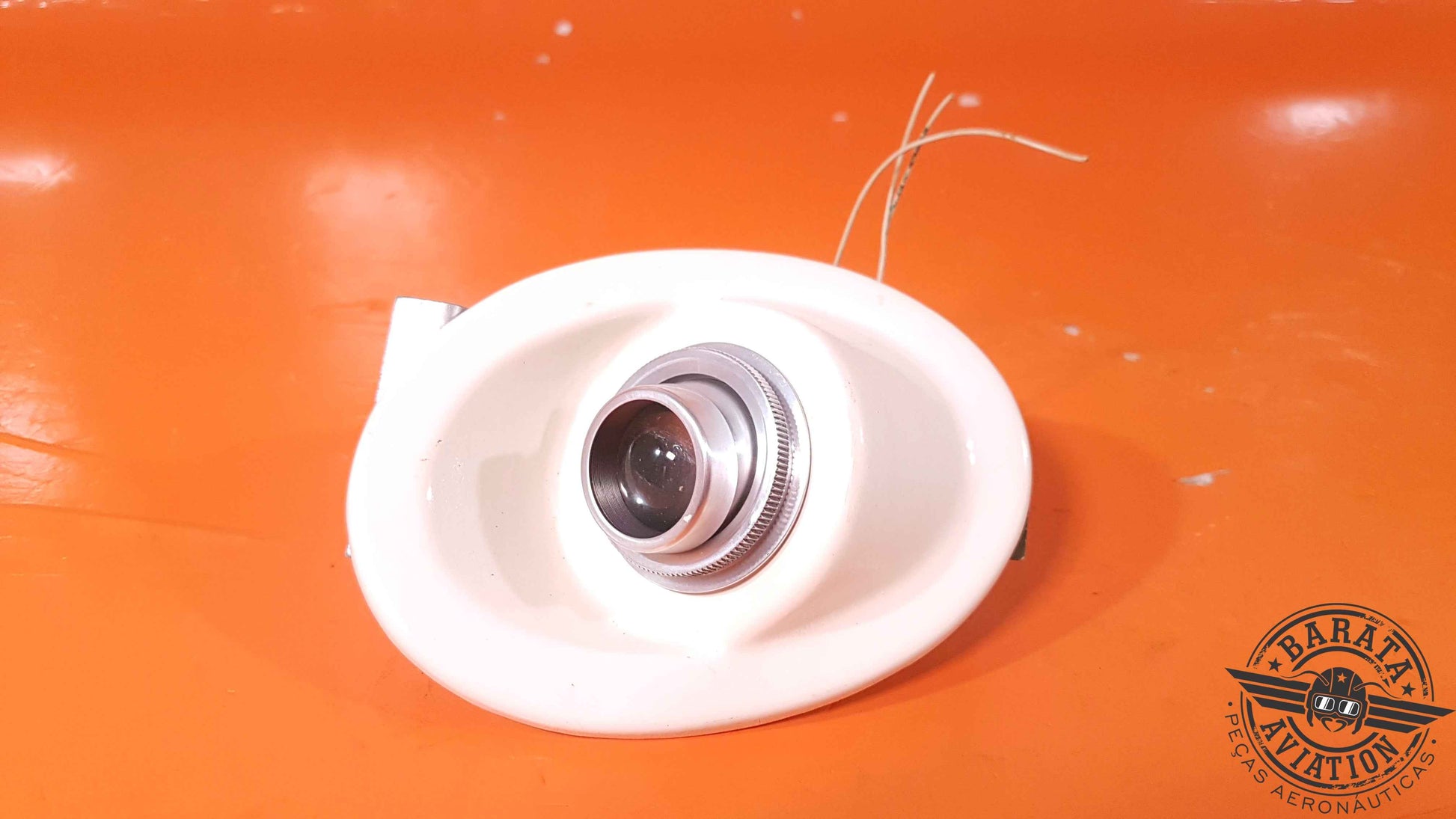 2585   Wemac Overhead Light Assy