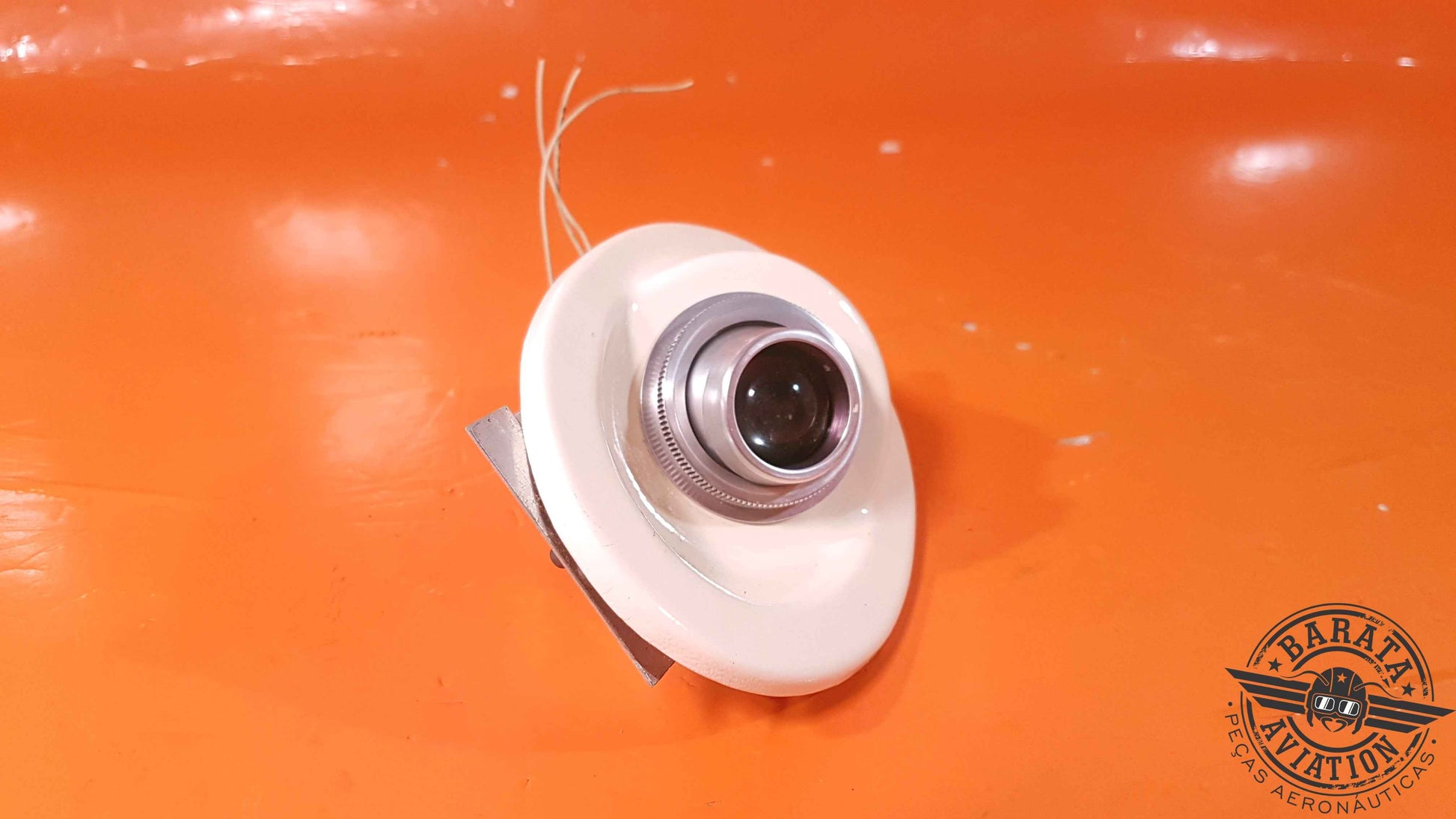 2585   Wemac Overhead Light Assy