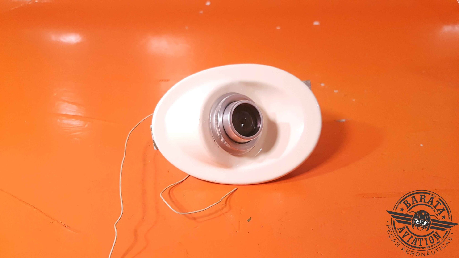 2585   Wemac Overhead Light Assy