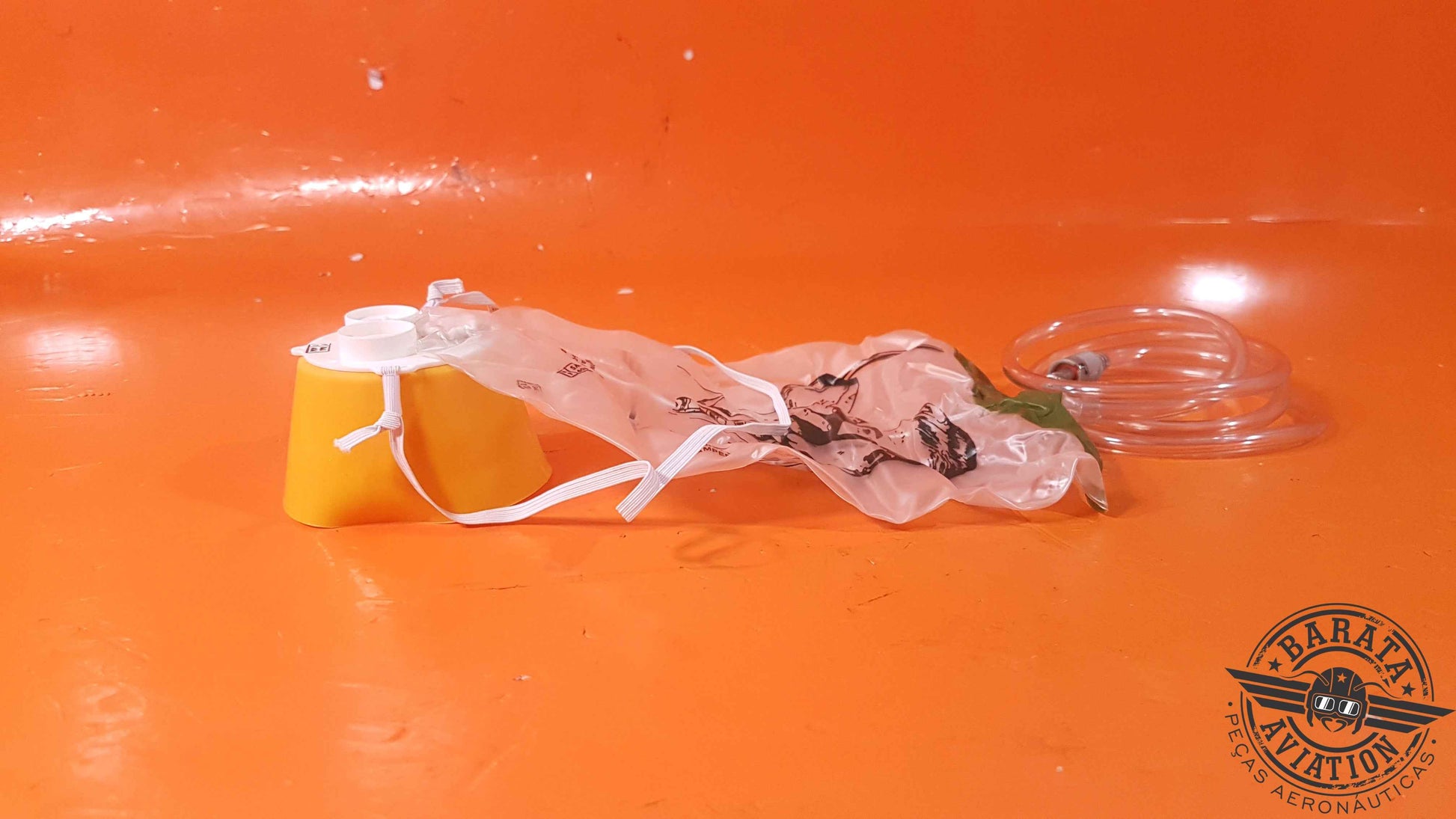 289-601-211   Avox Oxygen Mask - Passenger