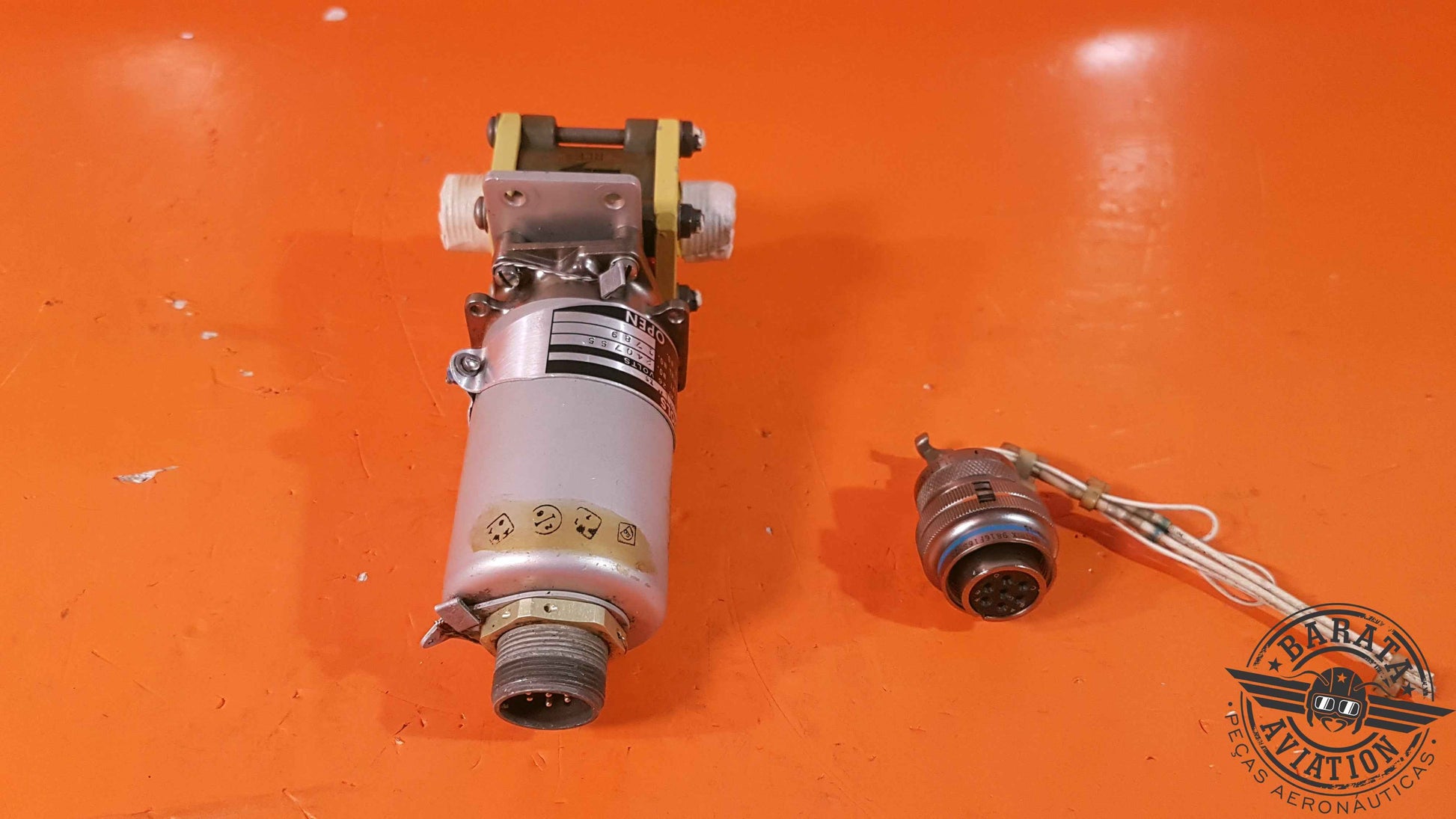 240755   Whittaker Shut-off Valve