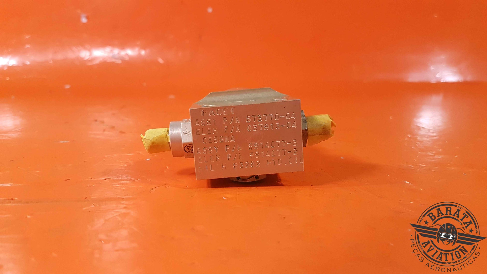 9914077-3   Cessna Hydraulic Filter Housing