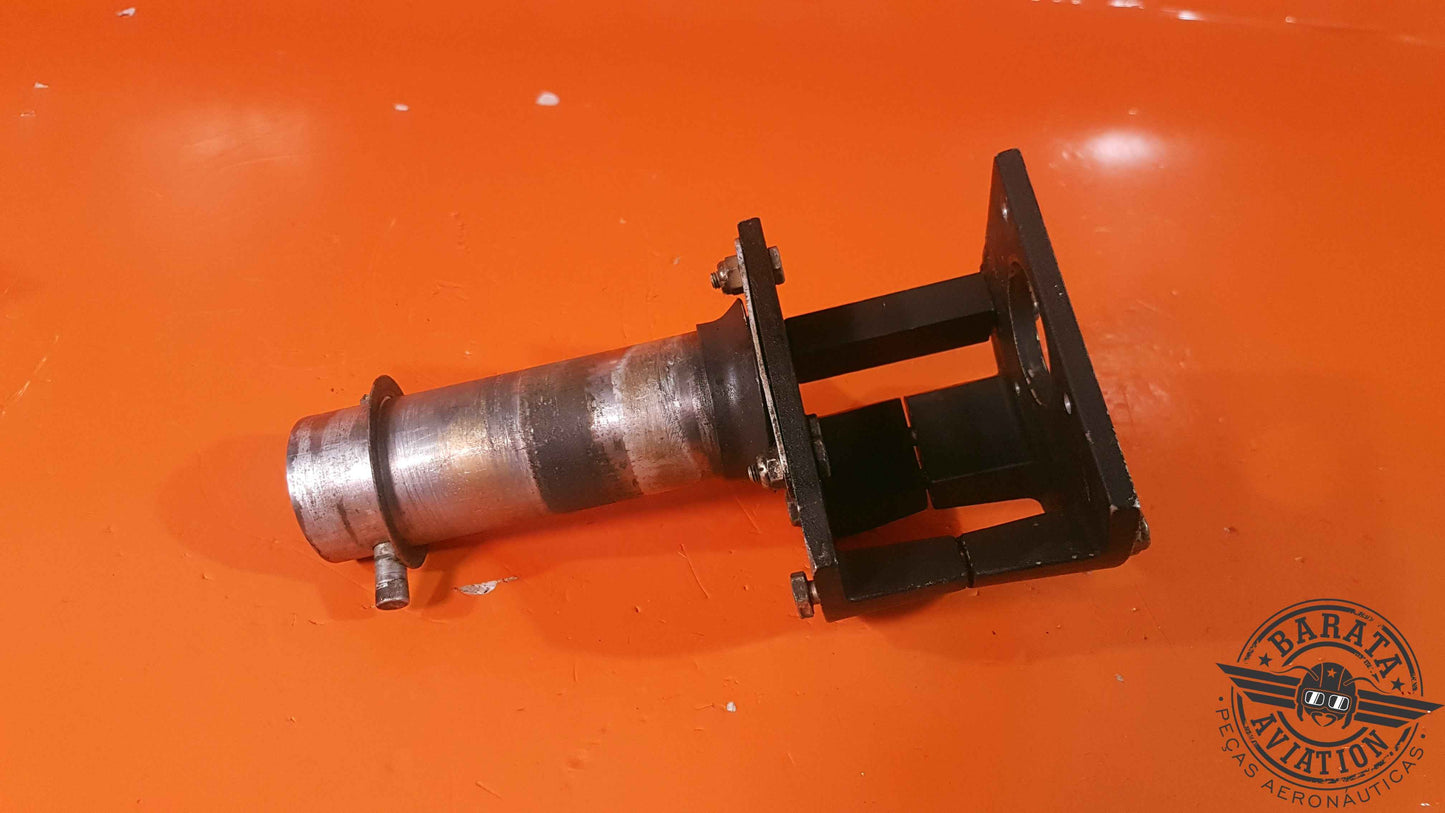 5565607-4  Rudder Pedal Bridge Assy