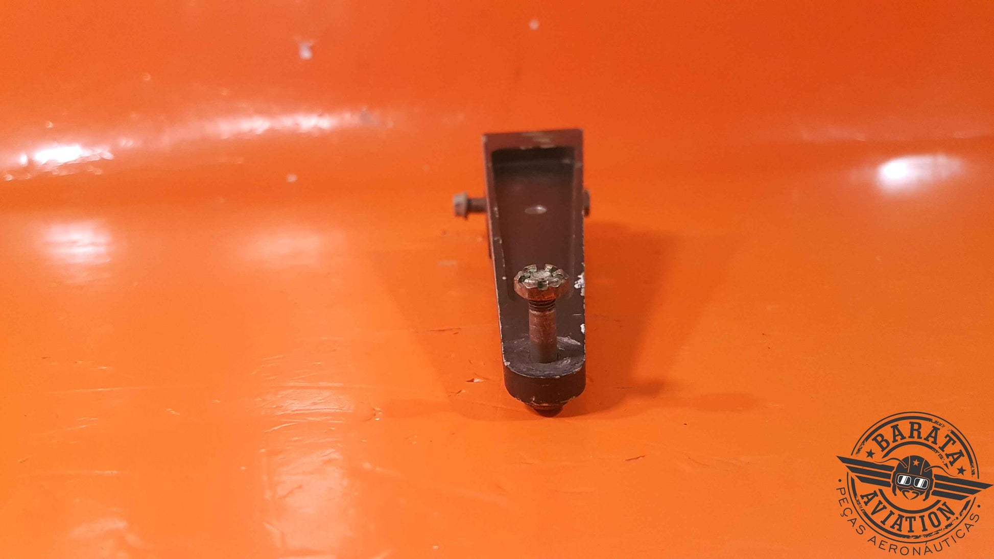 6261028-1  L/H  Lever Arm