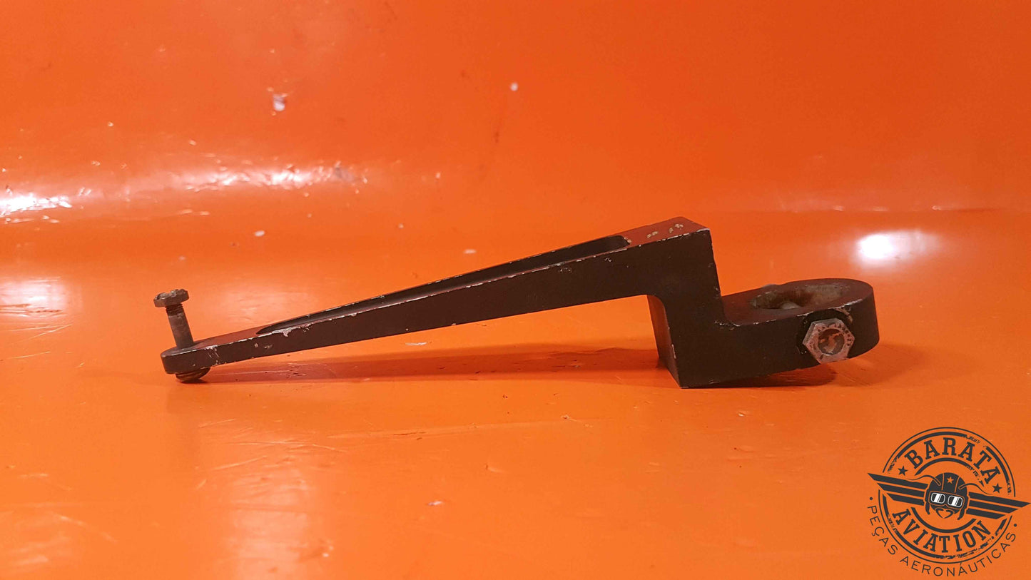 6261028-1  L/H  Lever Arm