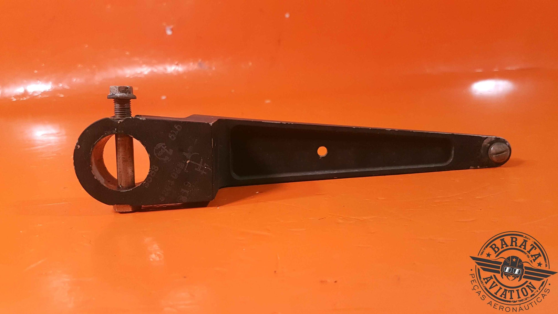 6261028-1  L/H  Lever Arm