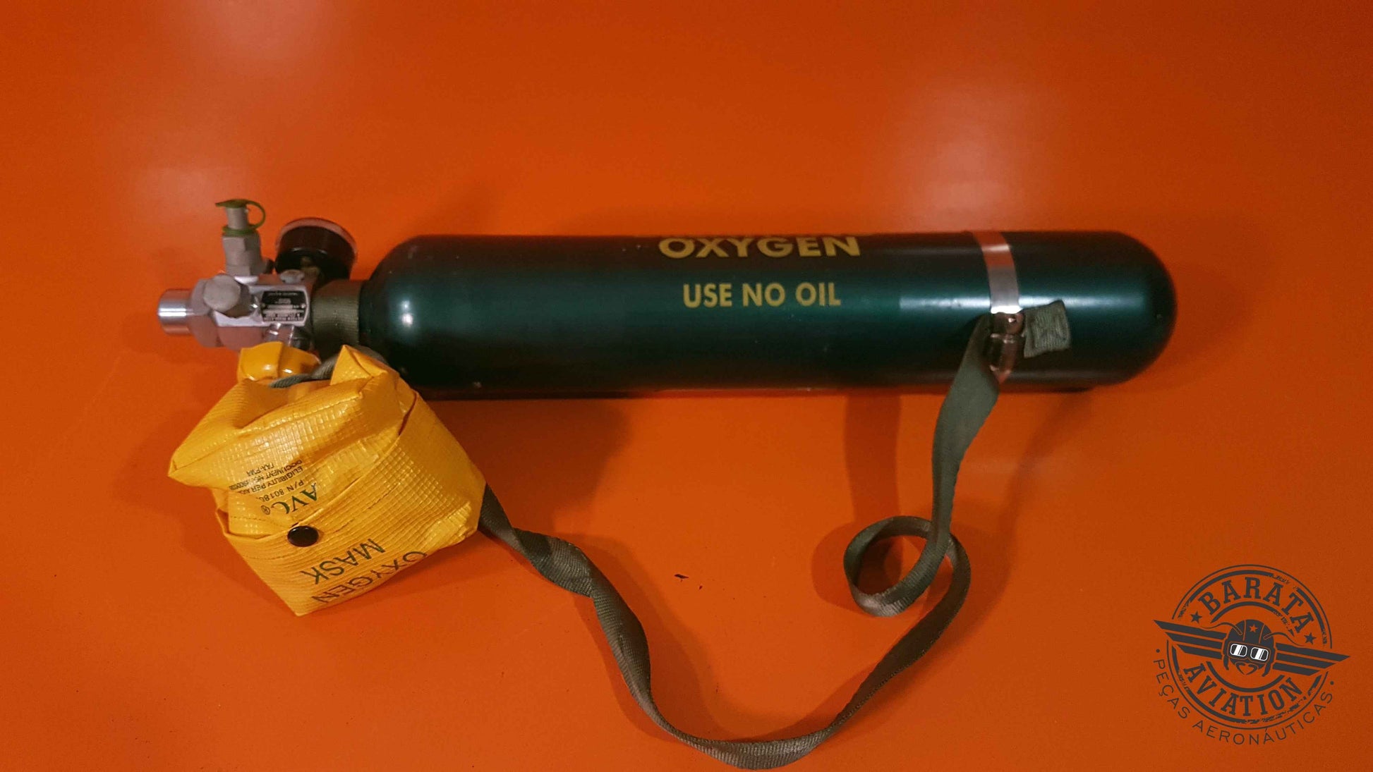 5500M6W-FF23AP Scott Oxygen Regulator & Cylinder Assy